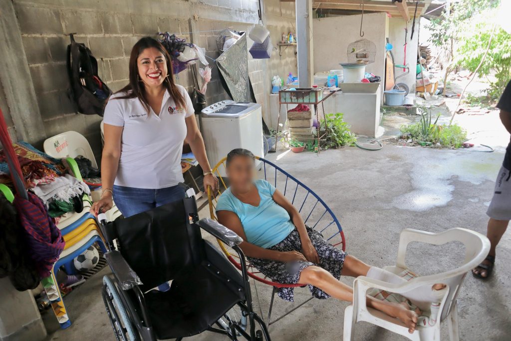 1000974275-1024x683 DIF JUCHITECO ENTREGA APARATOS FUNCIONALES A PERSONAS MAYORES AGENCIA ÁLVARO OBREGÓN